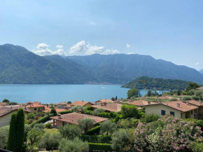 Residence Brentano Lake view apartment